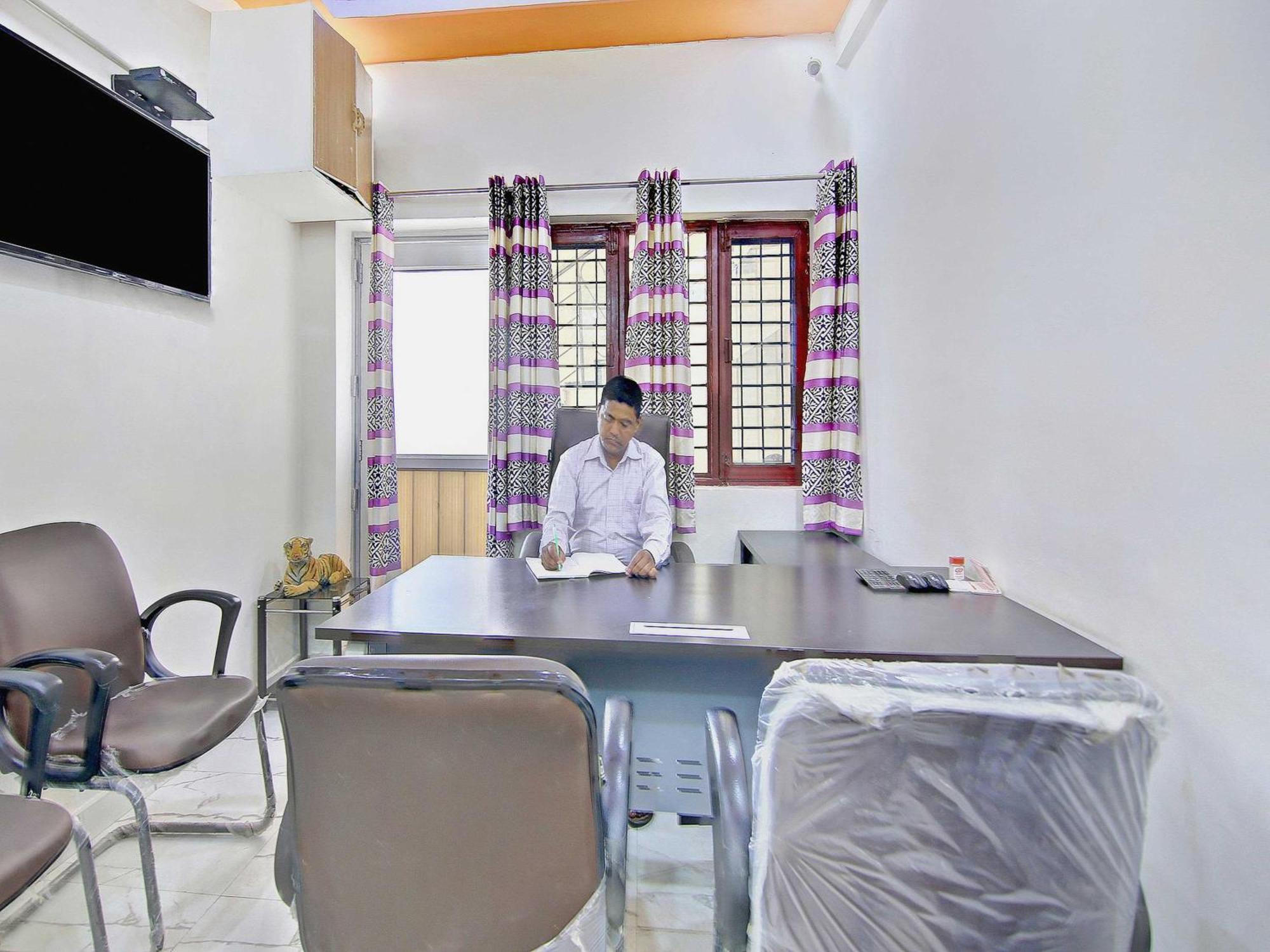 Home 78802 Balaji Bhawan Jhājra מראה חיצוני תמונה