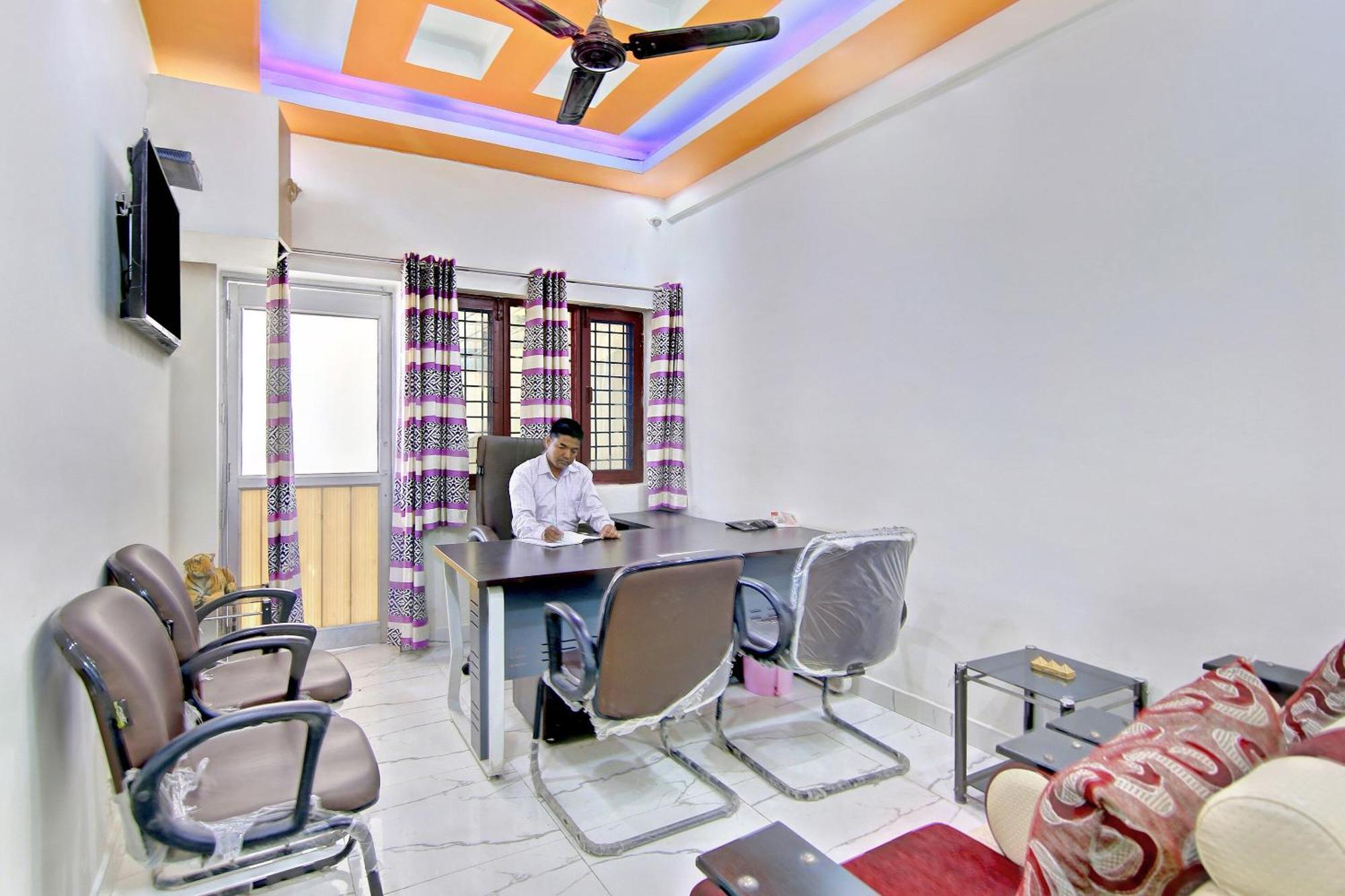Home 78802 Balaji Bhawan Jhājra מראה חיצוני תמונה